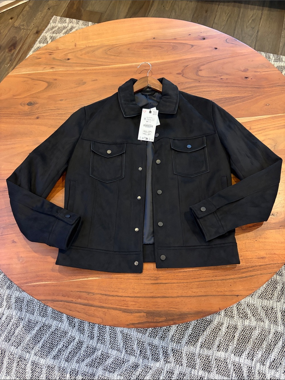 🆙 New men’s Zara Jacket heavy weight